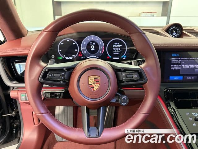 Porsche Panamera 2024 — Şəkil 11/12