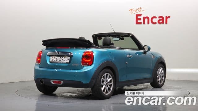 Mini Cooper Convertible 2018 — Şəkil 2/20