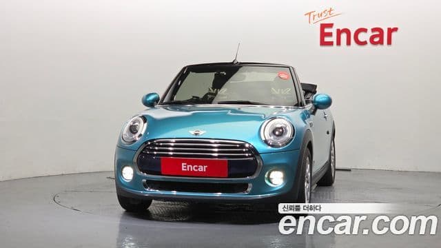 Mini Cooper Convertible 2018 — Şəkil 17/20