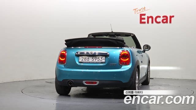 Mini Cooper Convertible 2018 — Şəkil 1/20