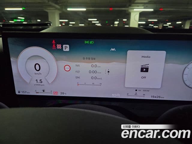 Genesis GV80 2025 — фото 2 из 6