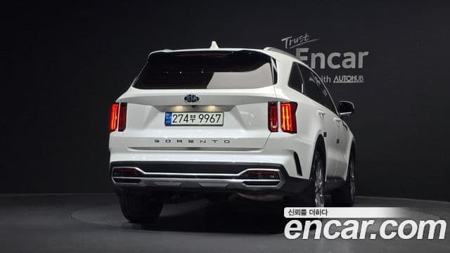 Kia Sorento 2021 — фото 4 из 20