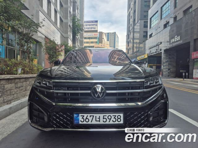 Volkswagen Touareg 2026 — ფოტო 2/19