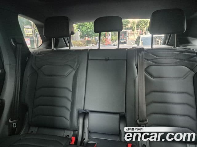 Volkswagen Touareg 2026 — фото 8 из 19