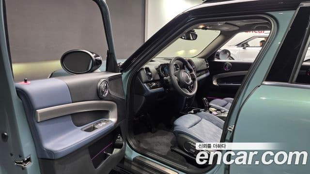 Mini Cooper S Countryman 2023 — ფოტო 10/20