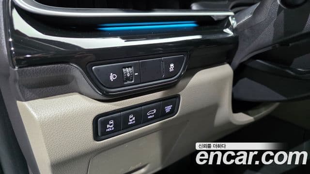 Kia Carnival 2025 — Şəkil 12/20