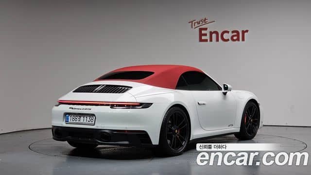 Porsche 911, 2024