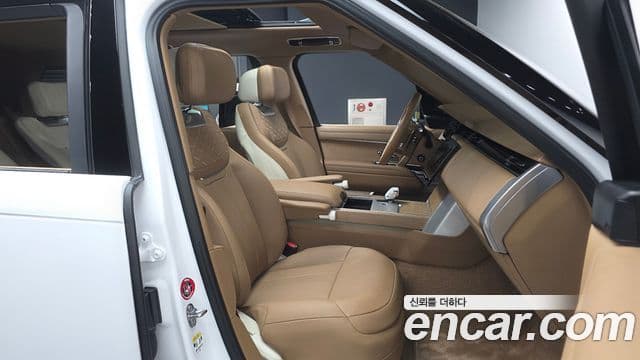 Land Rover Range Rover 2025 — ფოტო 11/20