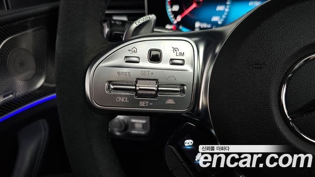 Mercedes-Benz GLE-Class 2022 — Photo 6/41