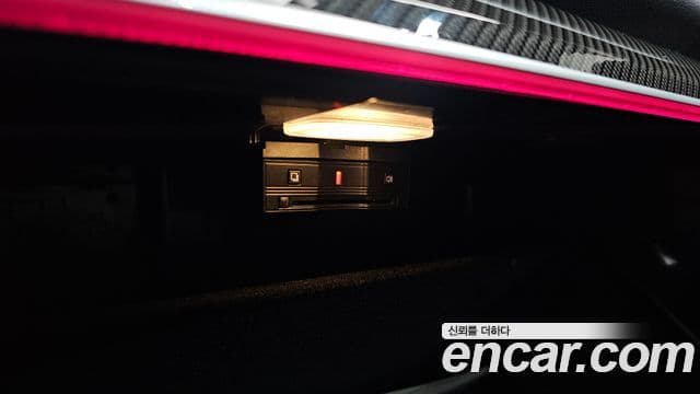 Mercedes-Benz GLE-Class 2022 — Photo 12/41