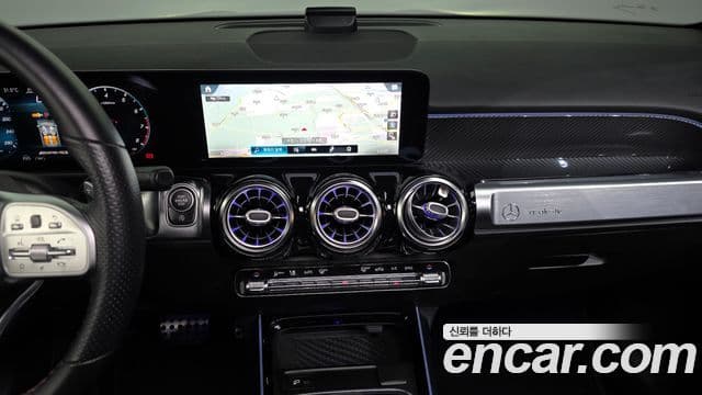 Mercedes-Benz GLB-Class 2021 — Şəkil 14/20