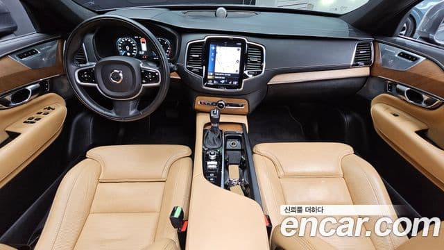 Volvo XC90 2019 — ფოტო 7/20
