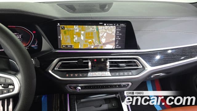 BMW X7 2020 — фото 14 из 20