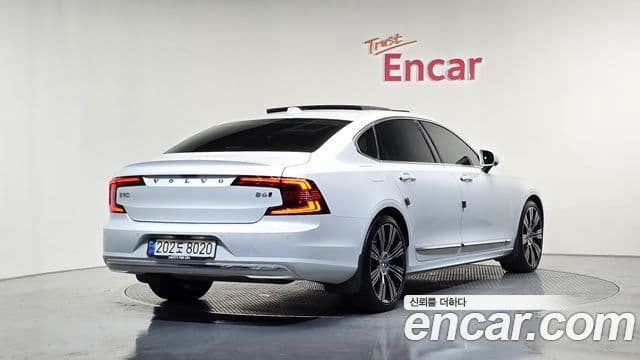 Volvo S90 2023 — ფოტო 1/20