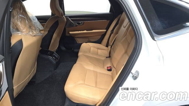 Volvo S90 2023 — ფოტო 10/20