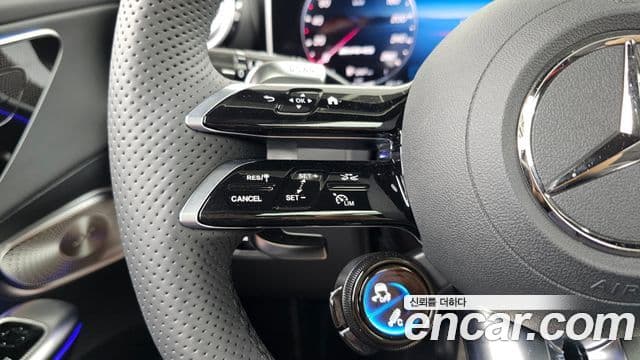 Mercedes-Benz GLC-Class 2025 — Photo 12/33