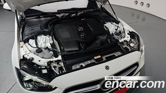 Mercedes-Benz C-Class 2023 — ფოტო 6/20