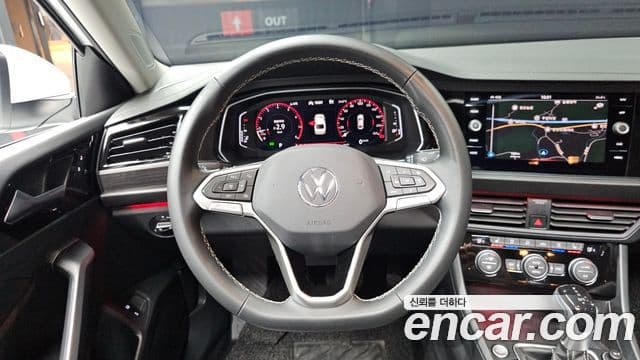 Volkswagen Jetta 2022 — Şəkil 13/20