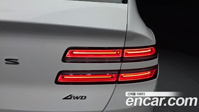 Genesis GV80 2020 — фото 20 из 20