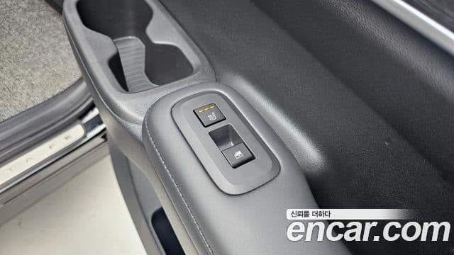 Hyundai Santa Fe 2023 — Şəkil 19/20
