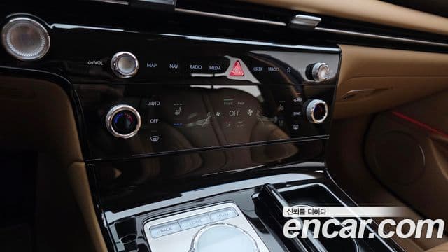 Genesis Electrified G80 2025 — ფოტო 17/20