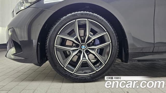 BMW 5 Series 2025 — фото 5 из 20