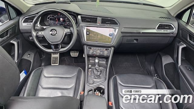 Volkswagen Tiguan 2018 — Şəkil 7/20