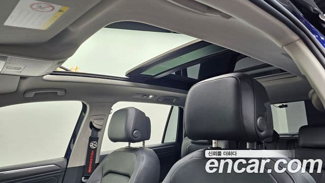 Volkswagen Tiguan 2018 — Şəkil 19/20