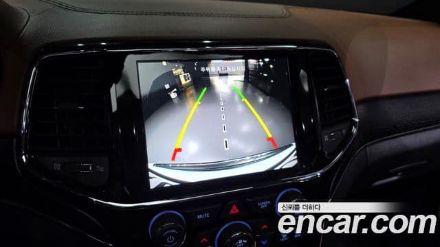 Jeep Grand Cherokee 2020 — фото 15 из 20