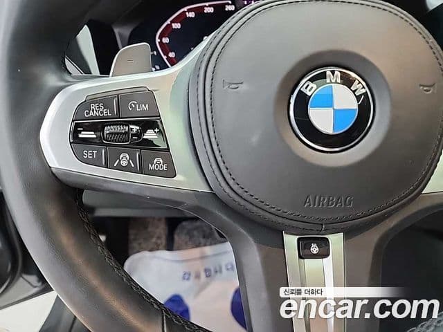 BMW 4 Series 2022 — ფოტო 17/20