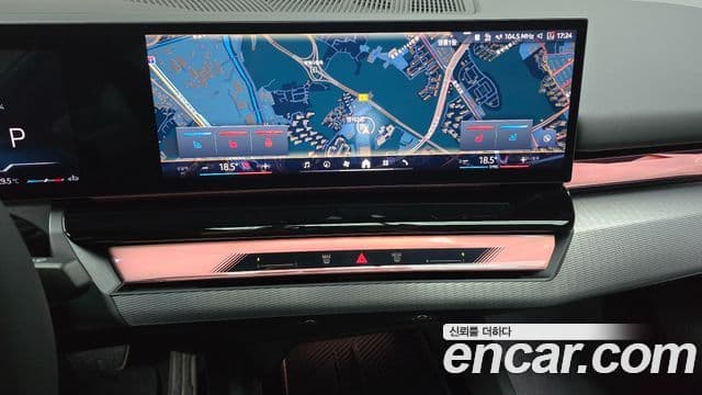 BMW 5 Series 2025 — фото 13 из 20
