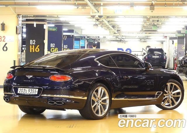 Bentley Continental GT 2022 — ფოტო 3/20