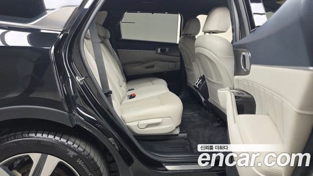 Kia Sorento 2022 — фото 12 из 20