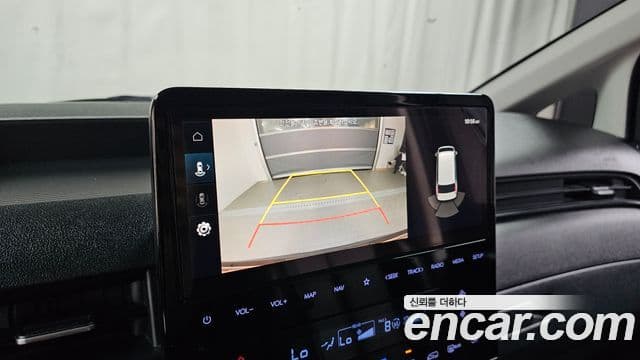 Hyundai Staria 2023 — фото 14 из 20