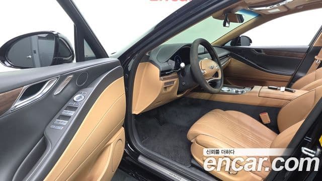 Genesis Electrified G80 2022 — фото 10 из 20