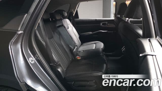 Kia Sorento 2021 — Фото 12/20