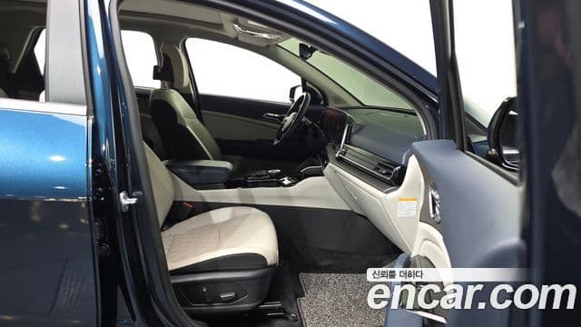 Kia Sportage 2022 — ფოტო 11/20