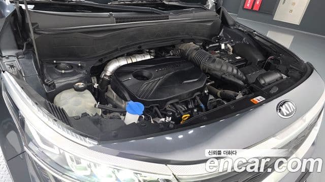 Kia Seltos 2020 — ფოტო 6/20