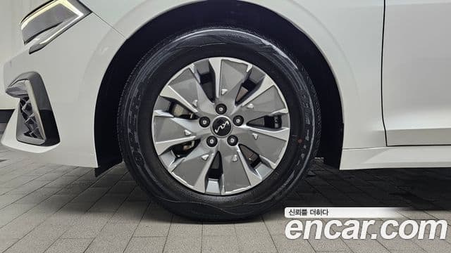 Kia K5 2024 — Şəkil 4/20