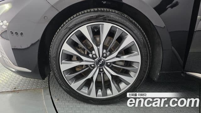 Kia K8 2021 — ფოტო 5/20