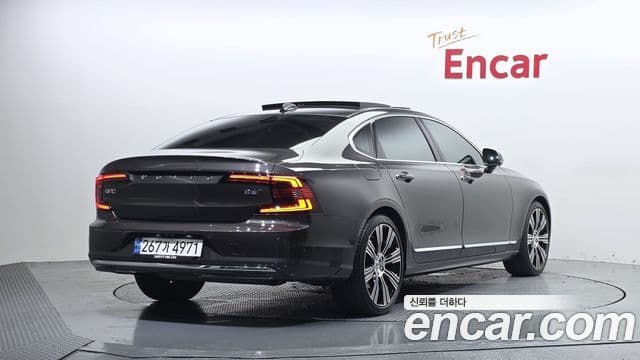 Volvo S90 2022 — ფოტო 2/20