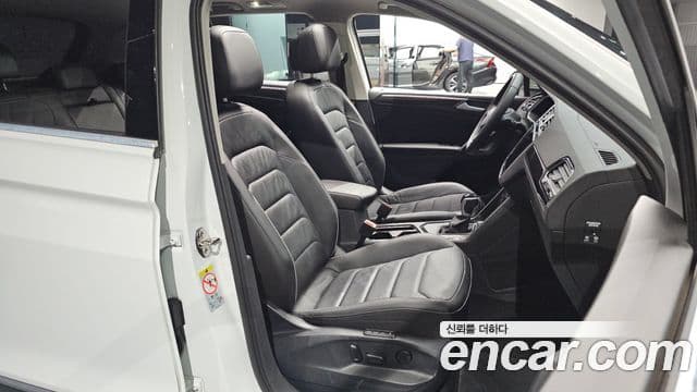 Volkswagen Tiguan 2022 — Şəkil 11/20