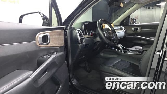 Kia Sorento 2023 — фото 10 из 20