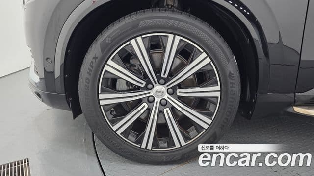 Volvo XC90 2020 — ფოტო 5/20