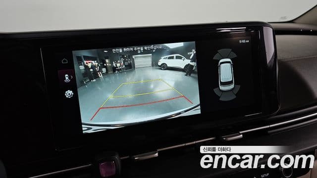 Kia Carnival 2020 — фото 15 из 20