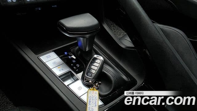 Hyundai Avante 2020 — ფოტო 9/20