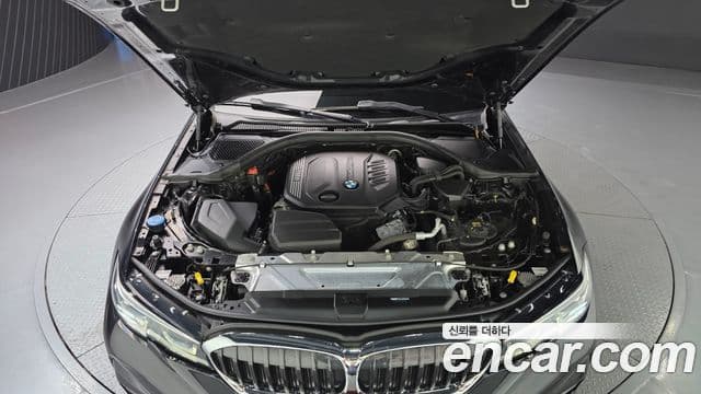 BMW 3 Series 2021 — фото 6 из 20