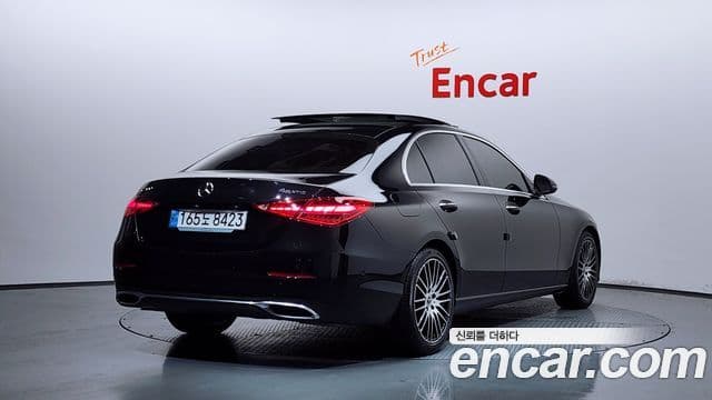 Mercedes-Benz C-Class 2024 — фото 2 из 20