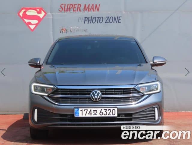 Volkswagen Jetta, 2023
