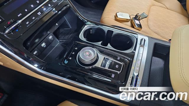 Kia Carnival 2023 — Фото 9/20